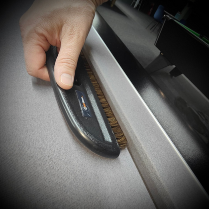 Under Cushion - Rail Brush