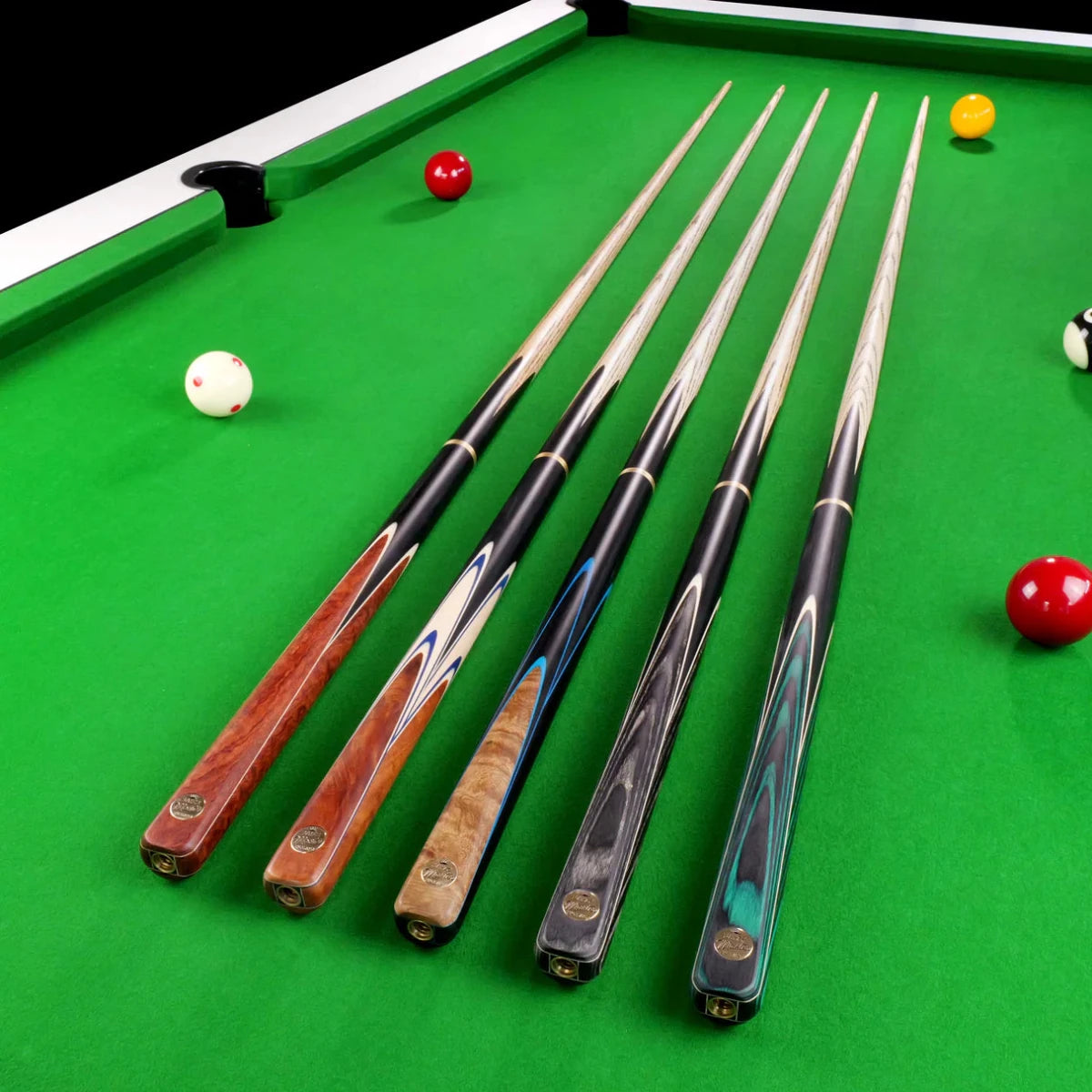 Baize Master Blue Marksman ¾ Joint English Pool Cue with 8.5mm Baize Master Blue Pressed Tip (Copy)