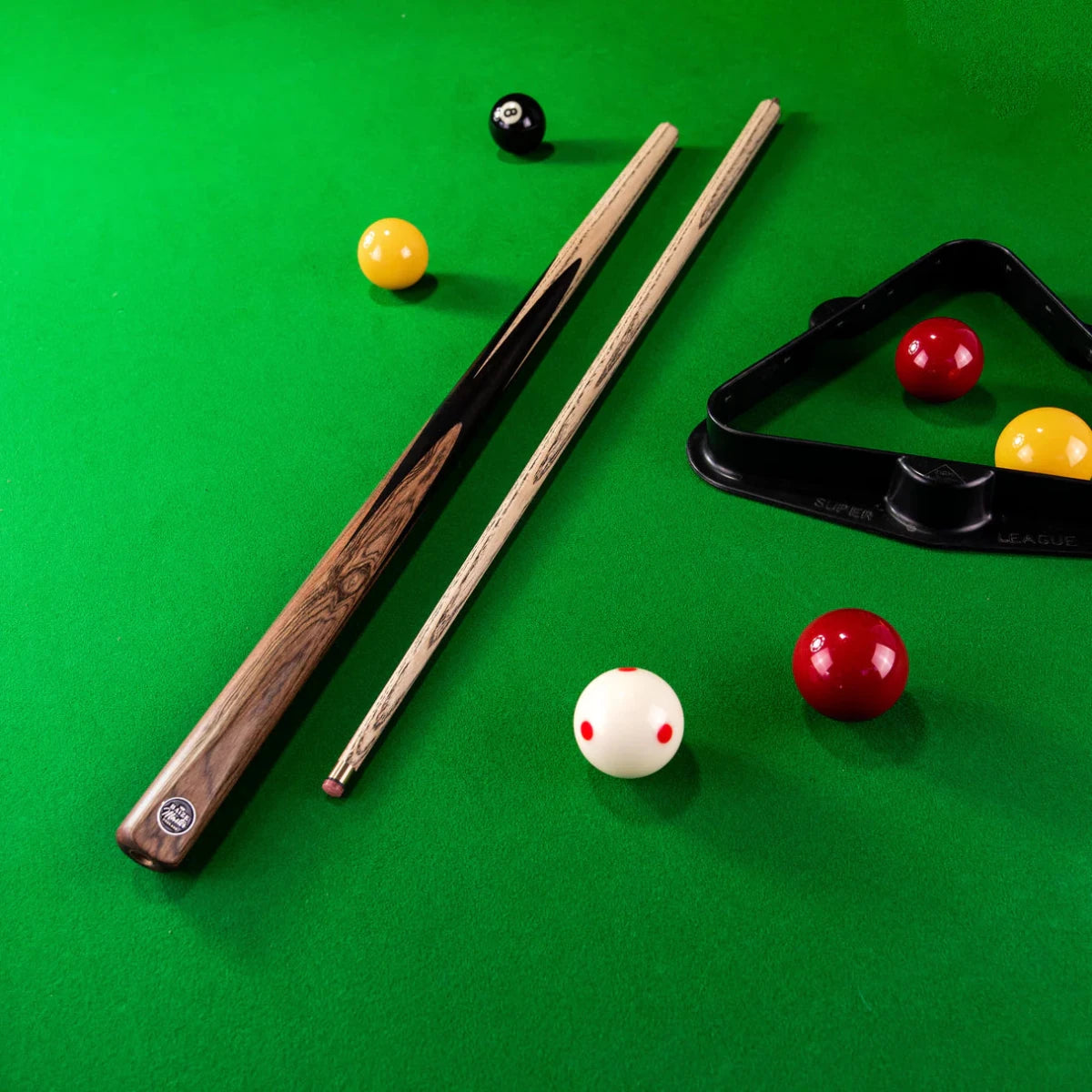 Baize Master Golden Sandalwood 57 inch 2 Piece Centre Joint English Pool Cue - 8.5mm Pro Layered Tip