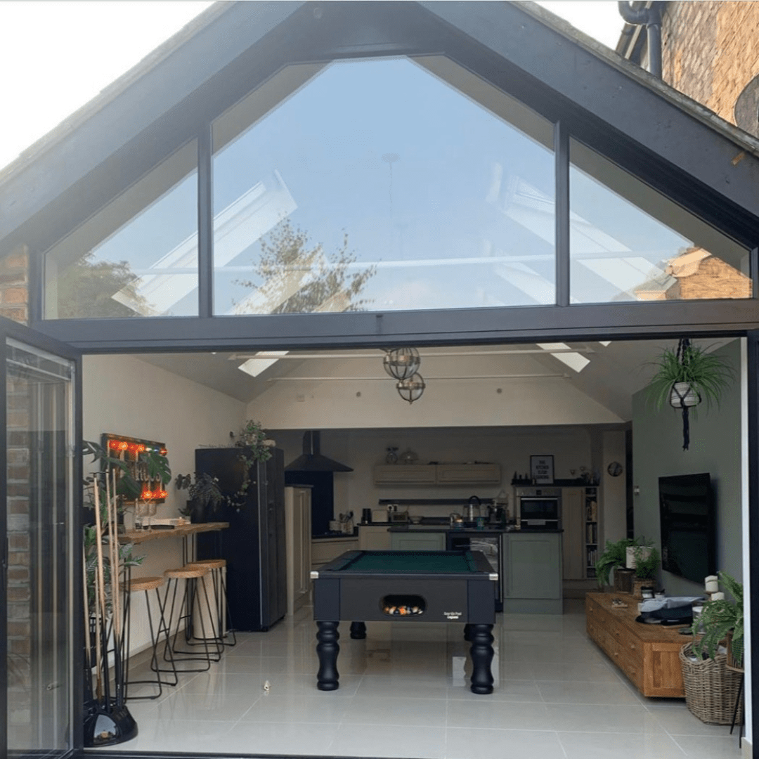 Cry Wolf Turned Leg Pool Table - Matt Black