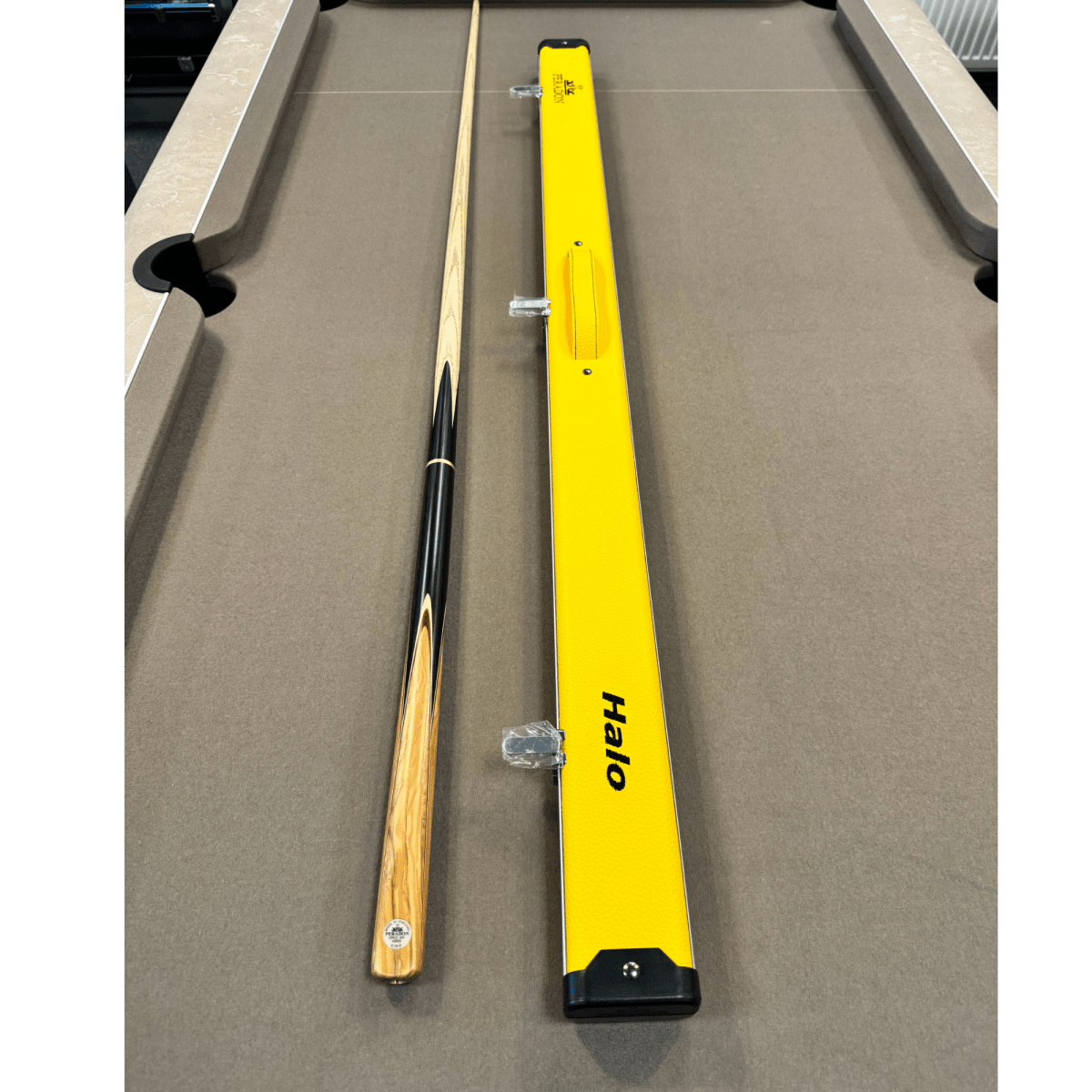 Peradon King 3/4 Cue (Heavy 18.5 to 21oz) and Halo Case Package