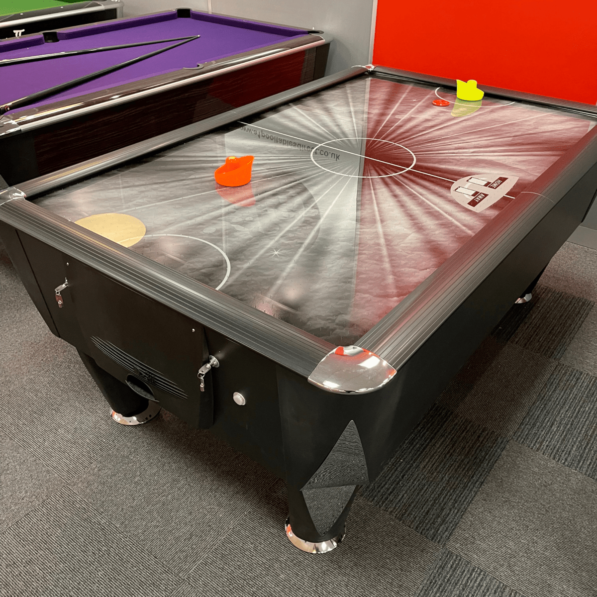 SAM Black Ice II Air Hockey